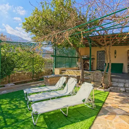 Pergantini איה אפימיה